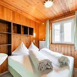 Modern In With Balcony Appartement