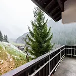Apartament Modern In With Balcony