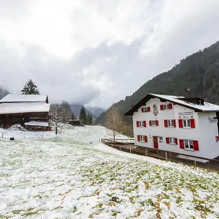 Apartment Modern In With Balcony *